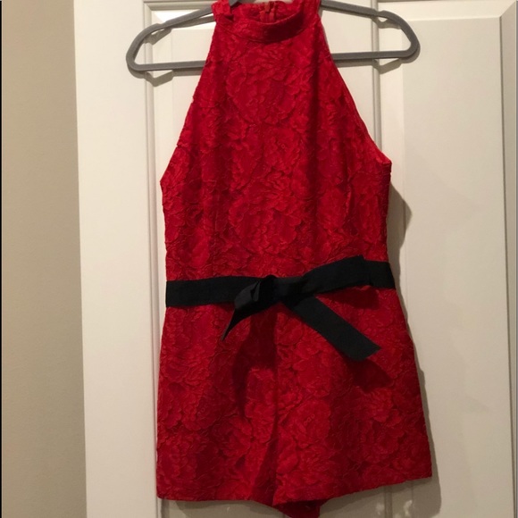 🎉🎉HP 9/3🎉🎉BB Dakota Red NEVE Lace Romper - Picture 2 of 8